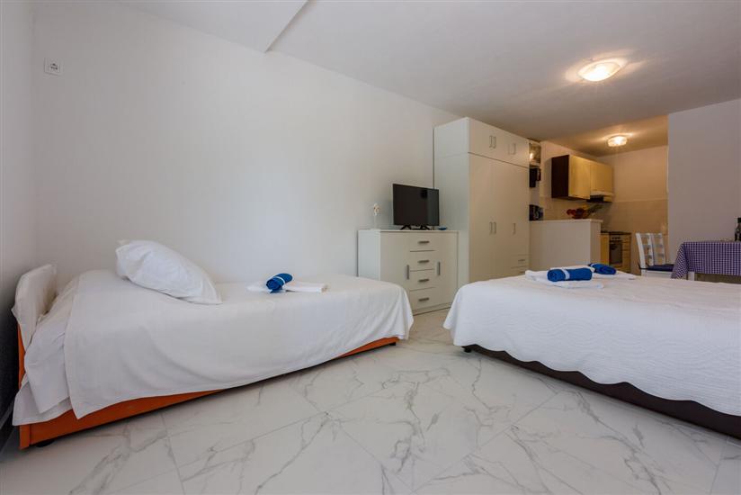 Apartment A1, for 3 persons