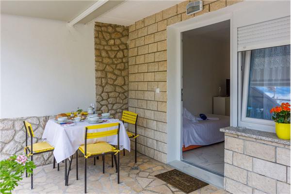 Apartment A1, for 3 persons