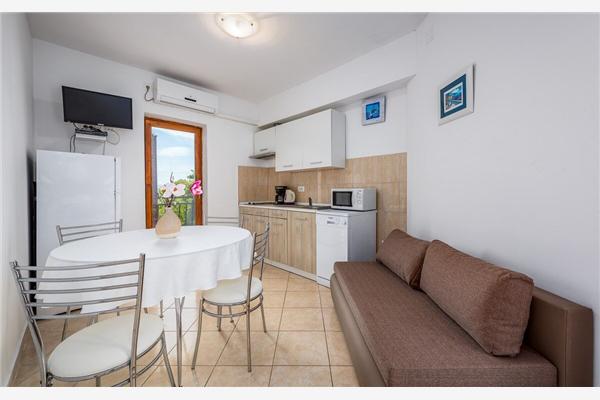 Apartment A6, for 4 persons