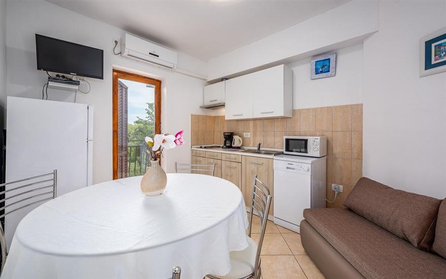 Apartment A6, for 4 persons