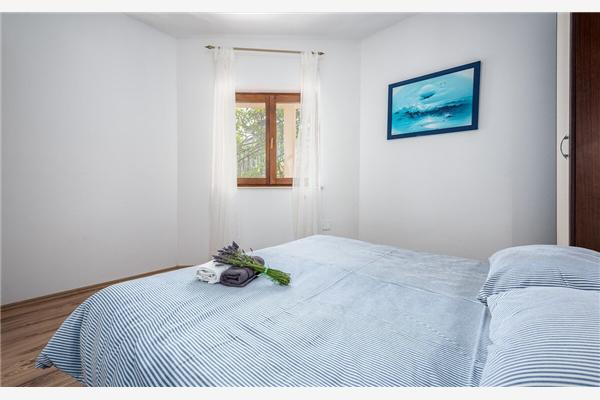 Apartment A6, for 4 persons