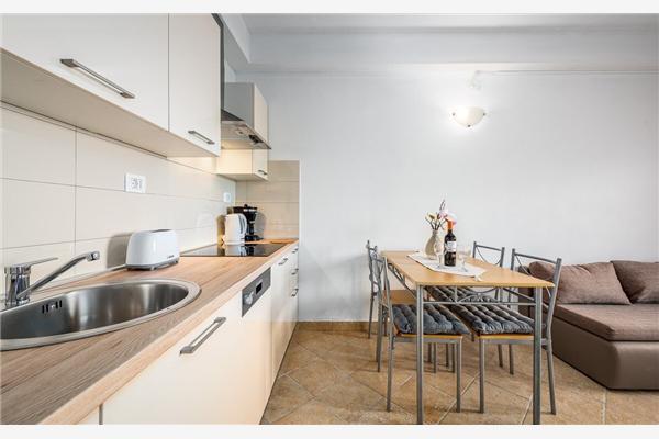 Apartment A8, for 3 persons