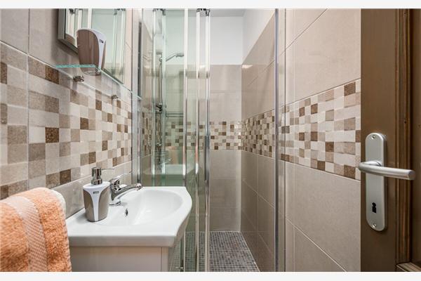 Apartment A8, for 3 persons