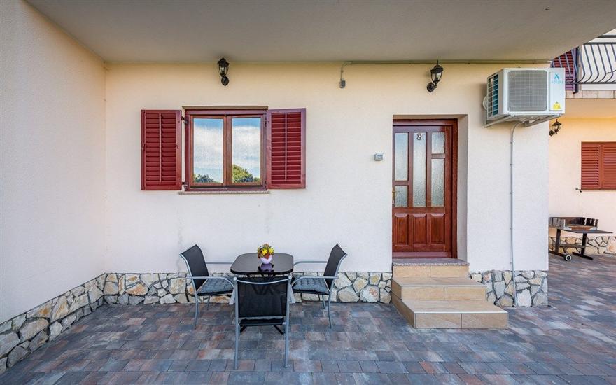 Apartment A8, for 3 persons