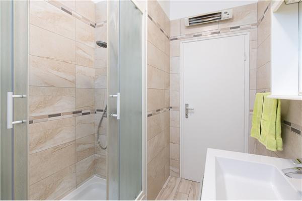 Apartment A1, for 5 persons