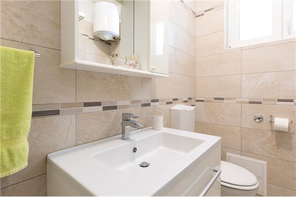 Apartment A1, for 5 persons