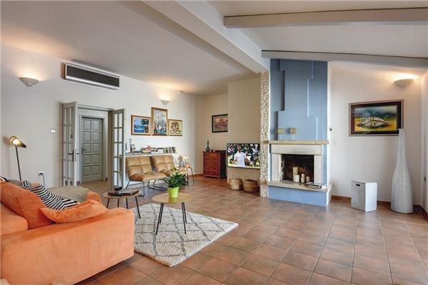 House K1, for 10 persons