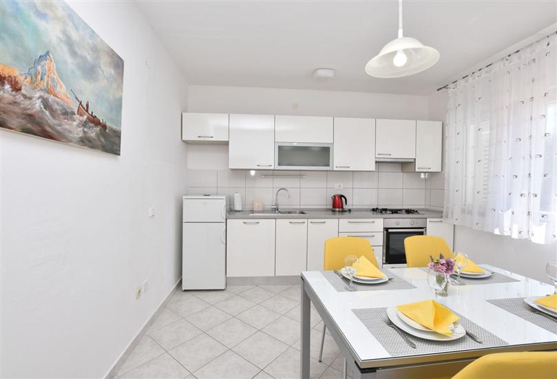 Apartment A2, for 4 persons