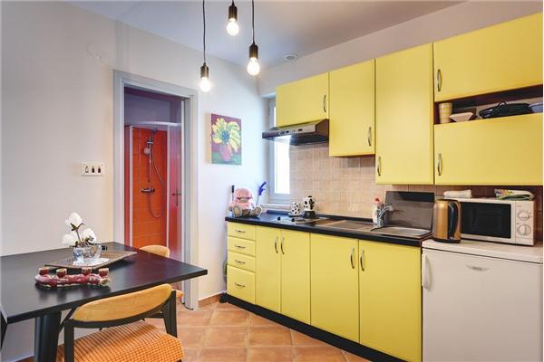 House K1, for 10 persons