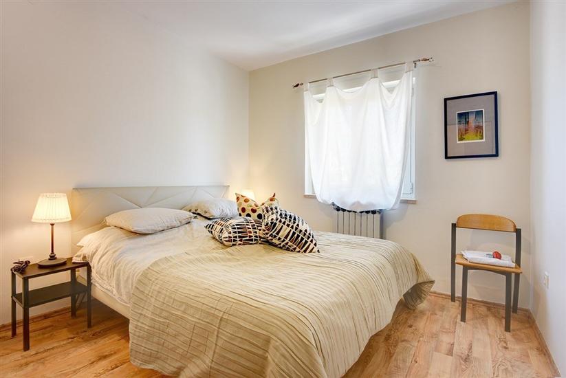 House K1, for 10 persons