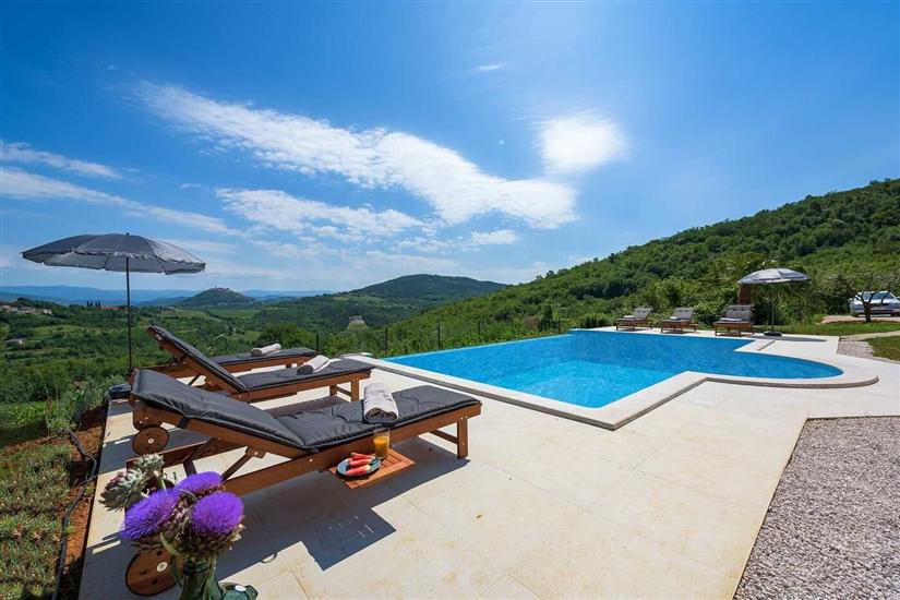 House K1, for 8 persons