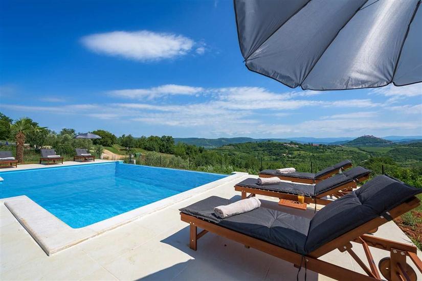 House K1, for 8 persons