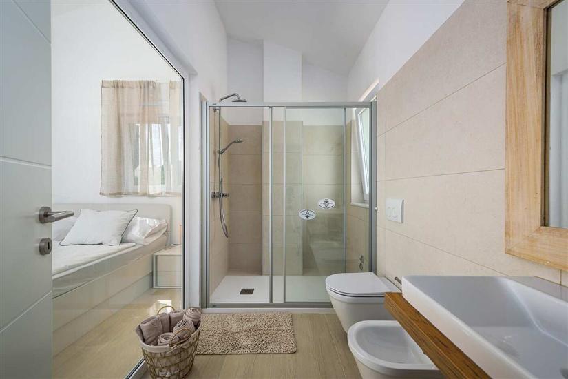 House K1, for 8 persons