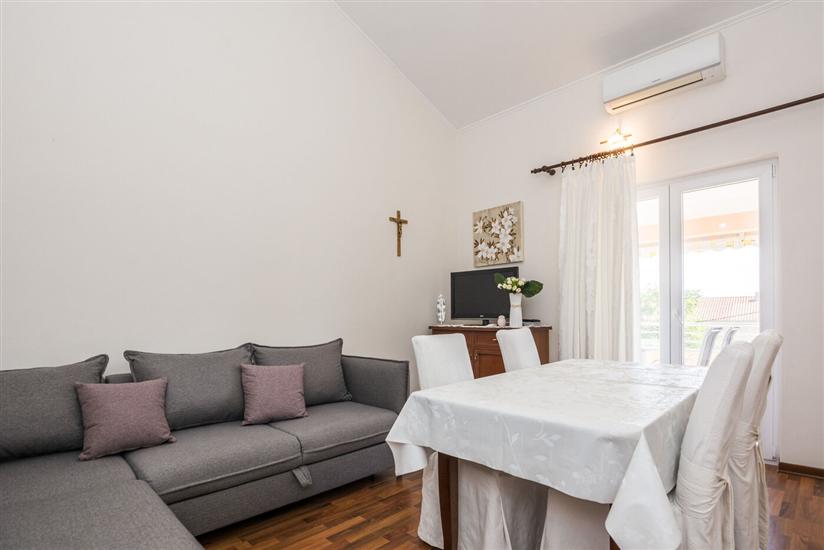 Apartment A6, for 4 persons