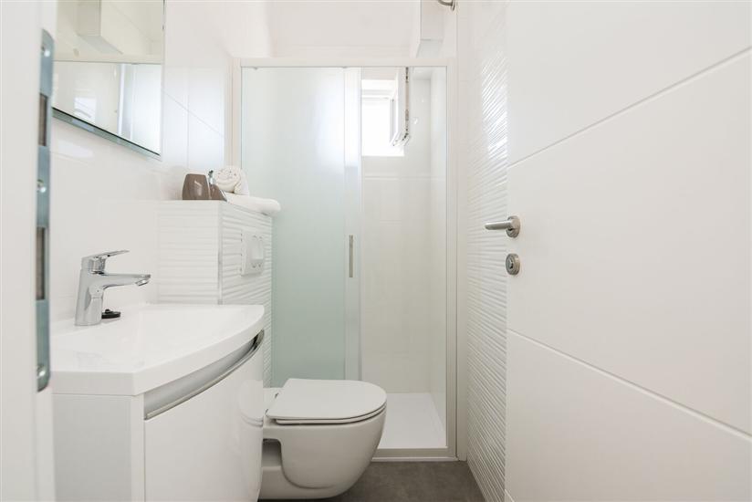 Apartment A6, for 4 persons