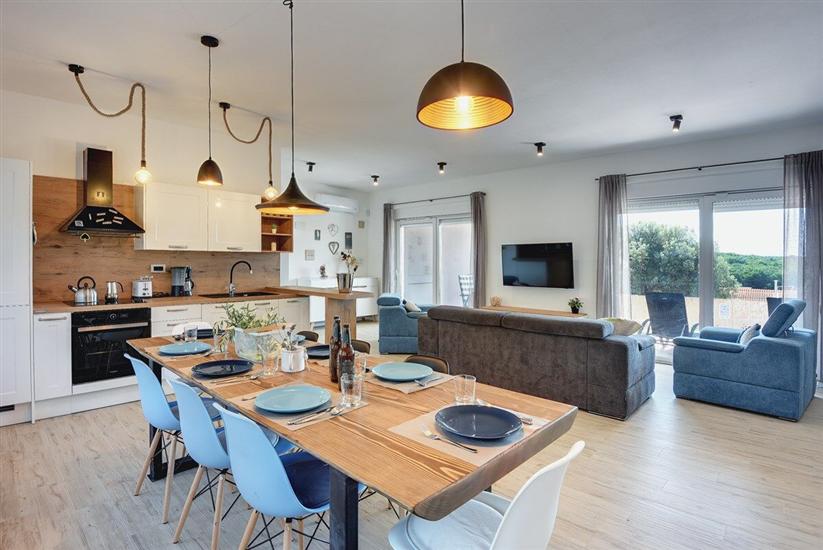 House K1, for 8 persons