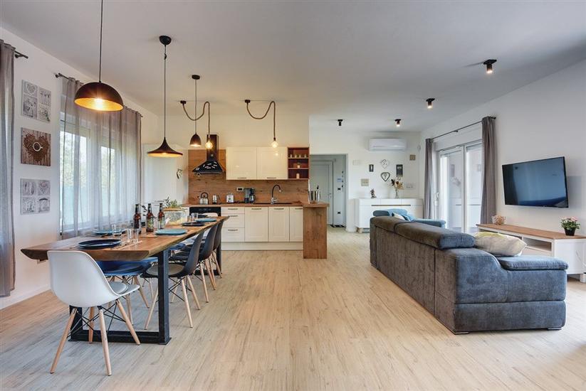 House K1, for 8 persons