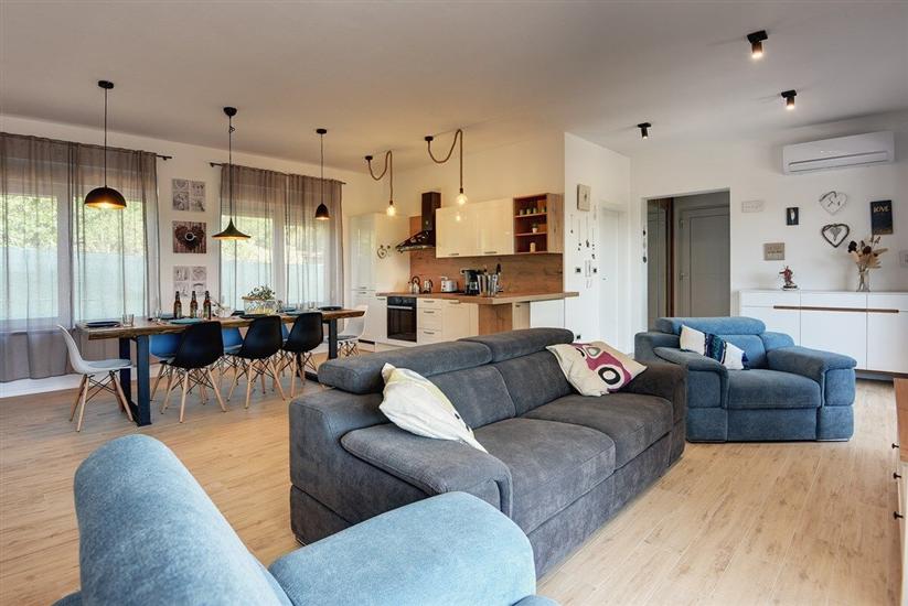 House K1, for 8 persons