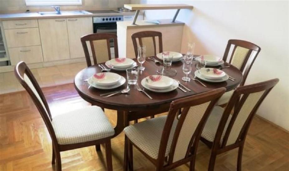 Apartman A2, za 4 osoba/e