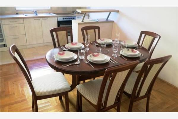 Apartman A2, za 4 osoba/e