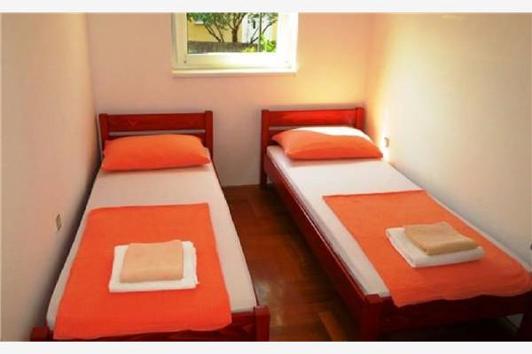 Apartman A2, za 4 osoba/e