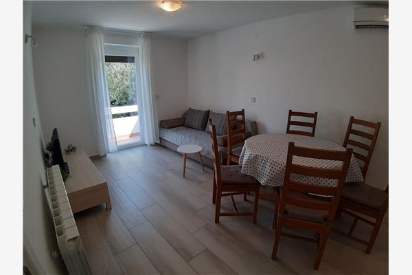 Apartment A1, for 6 persons