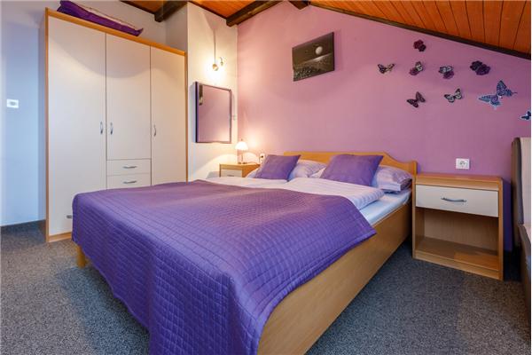 Apartment A4, for 6 persons