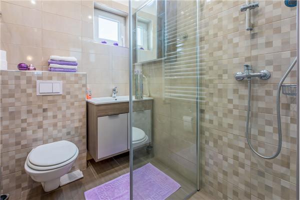 Apartment A4, for 6 persons