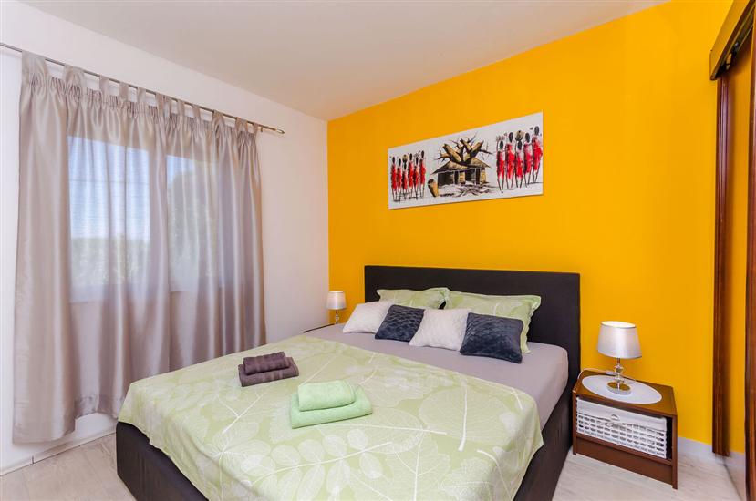 Apartment A1, for 8 persons