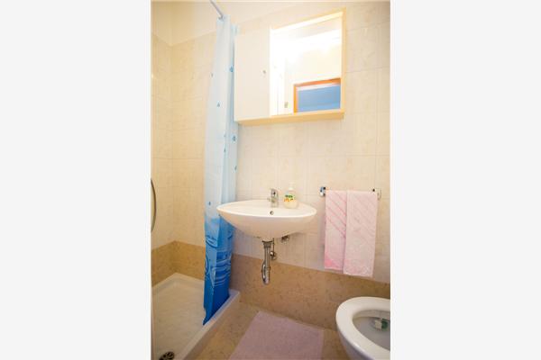 Apartment A1, for 8 persons