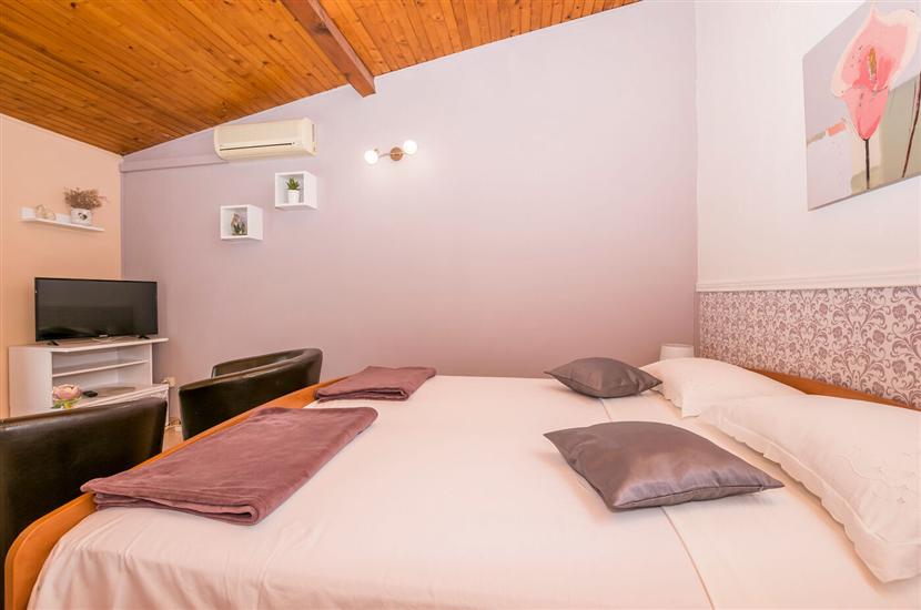 Apartment A1, for 2 persons