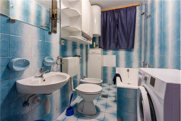 Apartment A1, for 7 persons