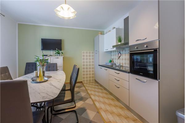 Apartment A1, for 7 persons
