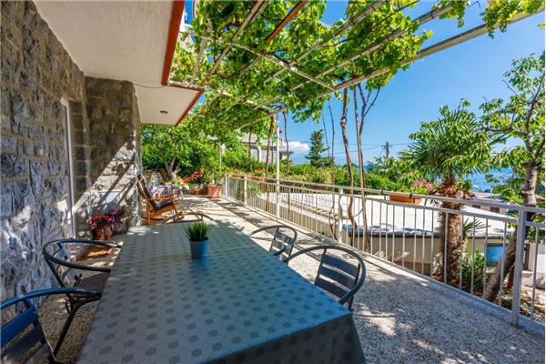 Apartment A1, for 7 persons