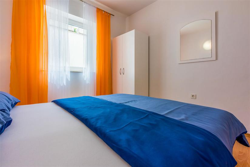 Apartment A1, for 6 persons