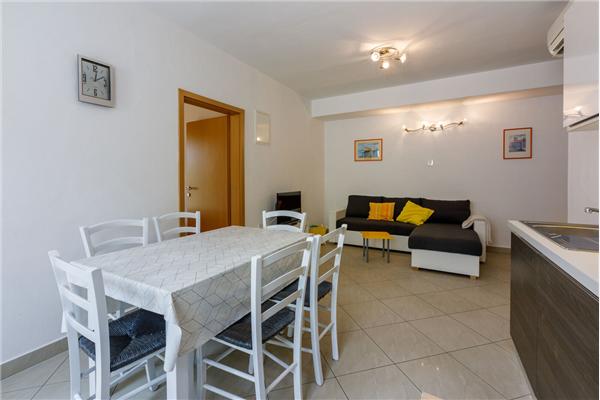 Apartment A1, for 6 persons