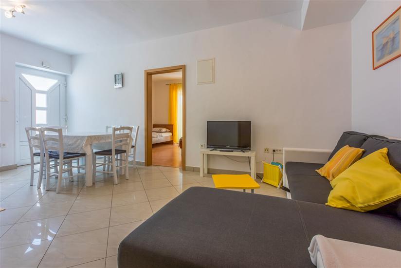 Apartment A1, for 6 persons