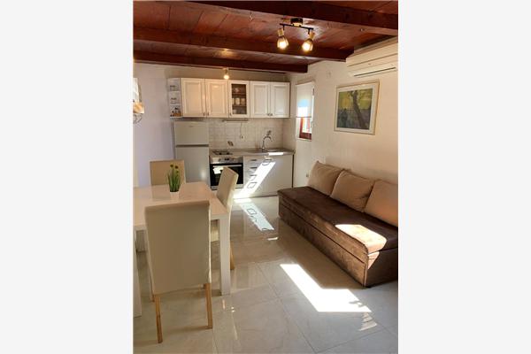 House K1, for 3 persons