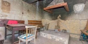House - Omis