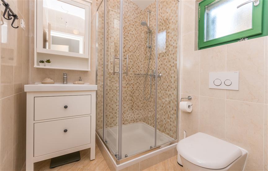 House K1, for 5 persons