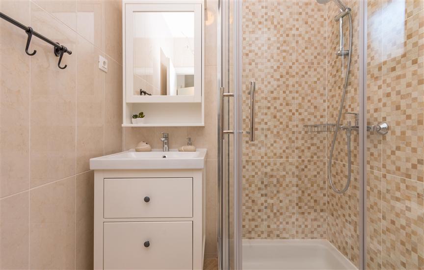 House K1, for 5 persons