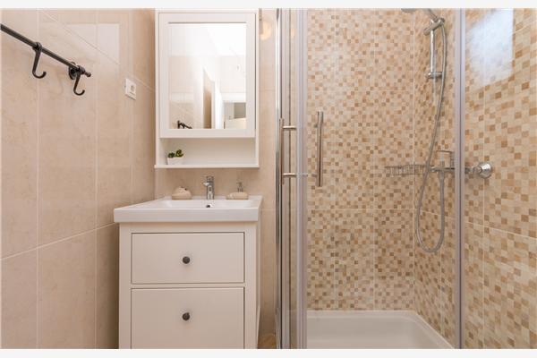 House K1, for 5 persons