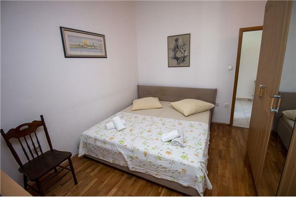 Apartment A9, for 4 persons