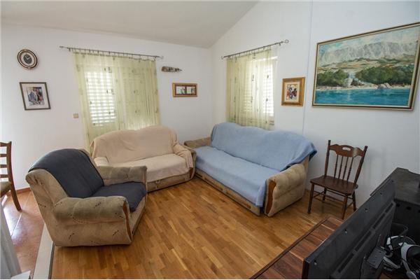 Apartment A9, for 4 persons