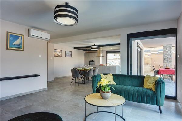 House K1, for 10 persons