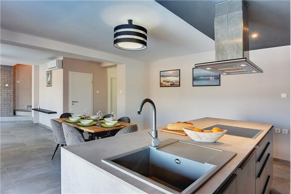 House K1, for 10 persons