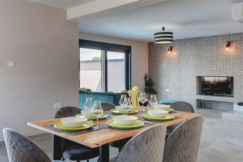 House K1, for 10 persons