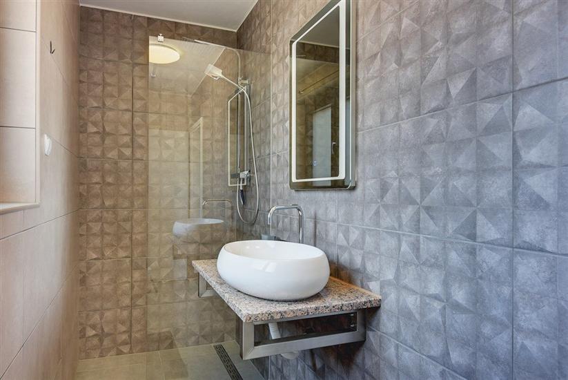 House K1, for 10 persons