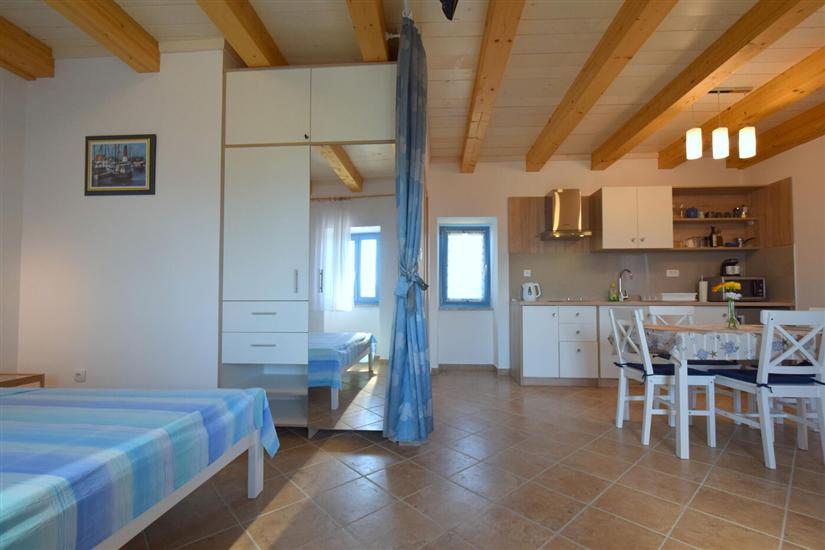 Apartment A2, for 3 persons