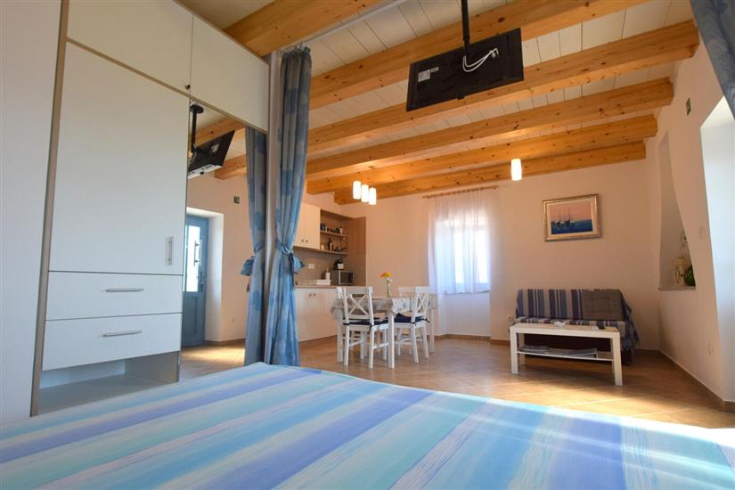 Apartment A2, for 3 persons